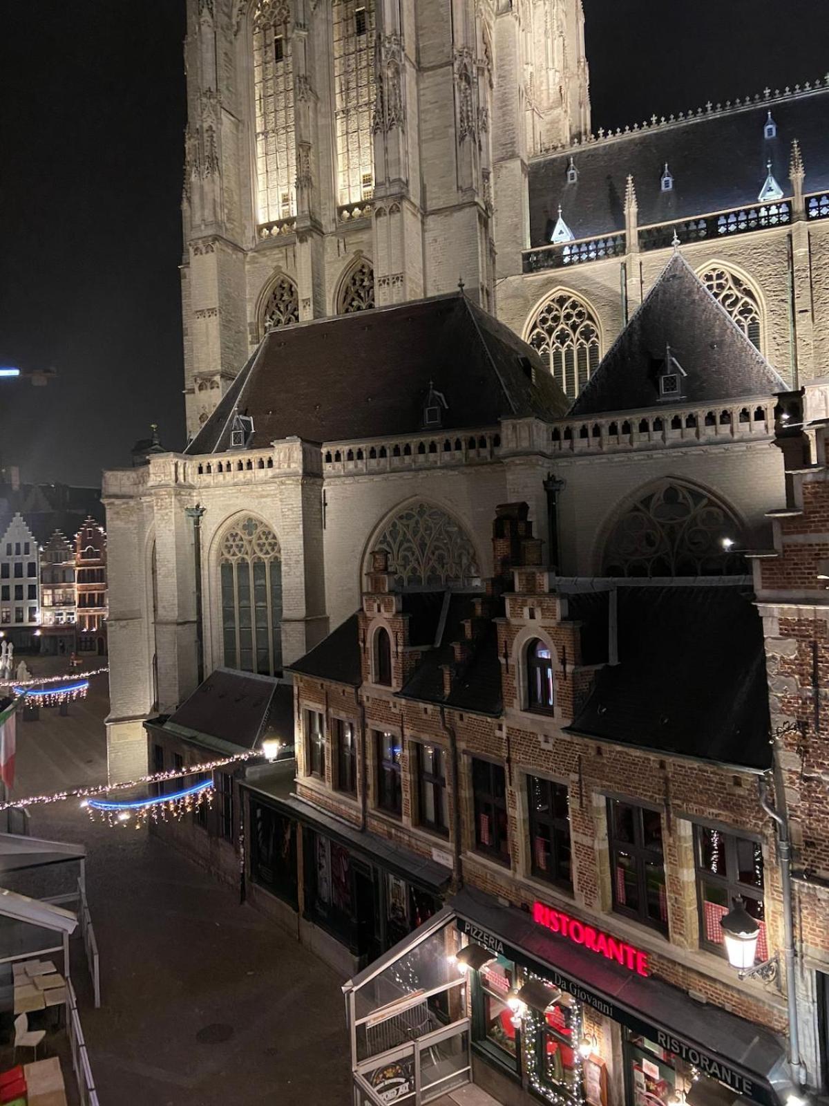 Cozy With Cathedral View On The 3rd Floor Appartement *