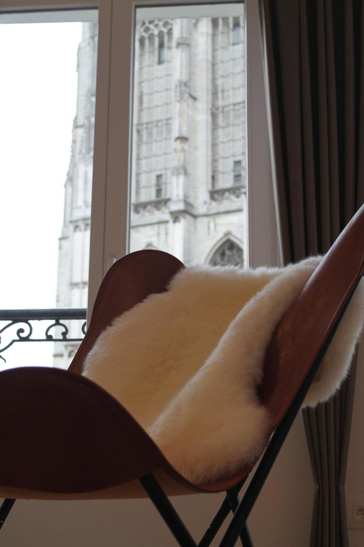 Cozy With Cathedral View On The 3rd Floor Antwerpen