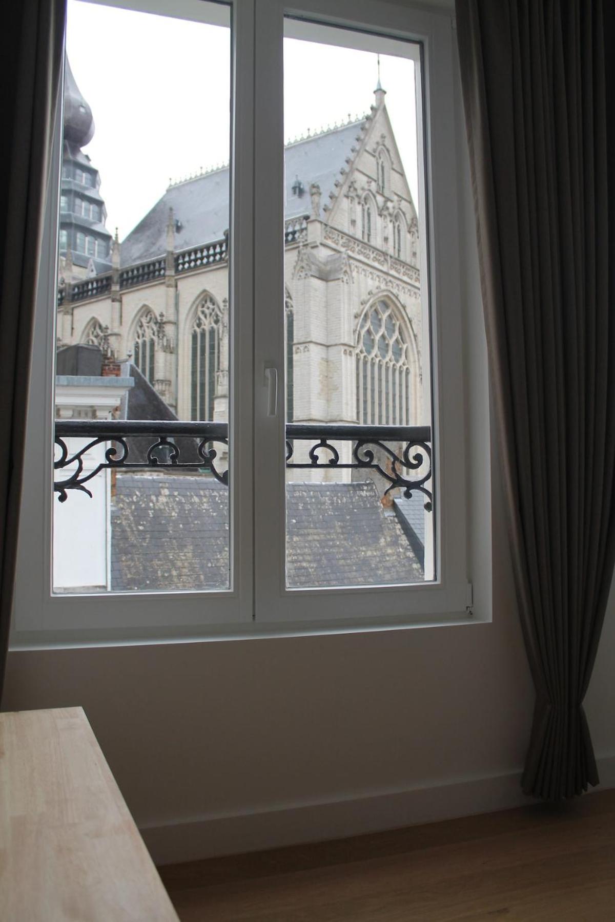Cozy With Cathedral View On The 3rd Floor * Antwerpen